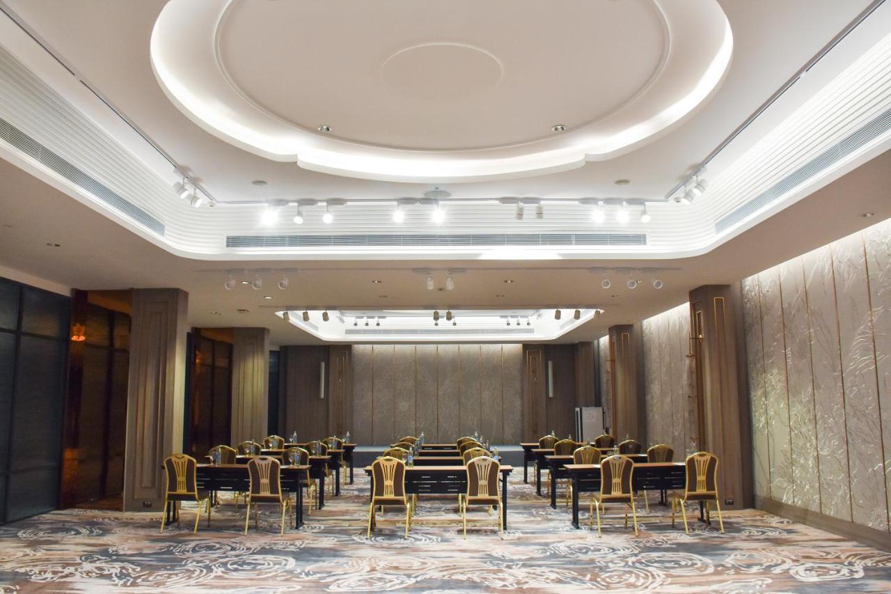 Chor Cher The Luxury Green Hotel - Sha Extra Plus Банг Бо Экстерьер фото