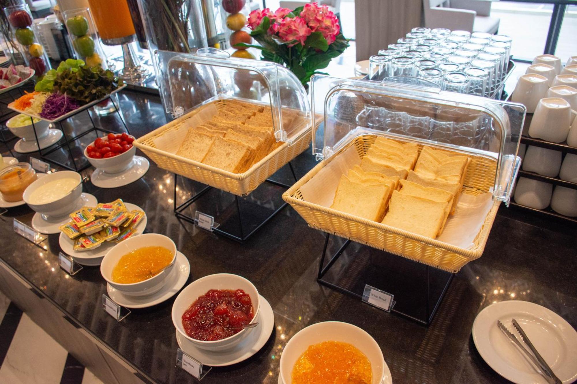 Chor Cher The Luxury Green Hotel - Sha Extra Plus Банг Бо Экстерьер фото